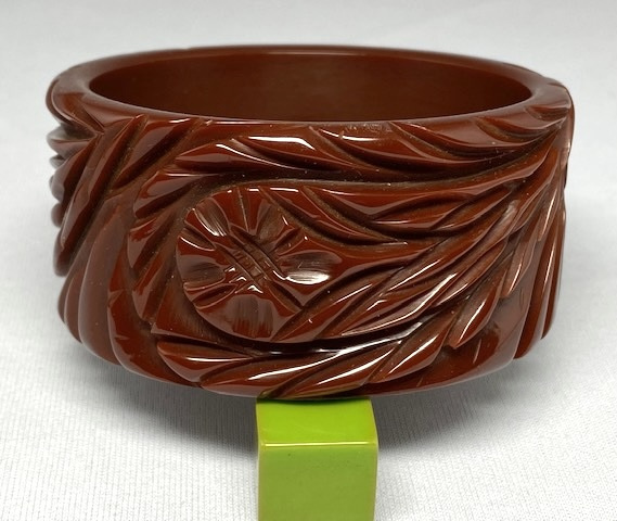 BB215 wide heavily abstract carved milk chocolate bakelite bangle